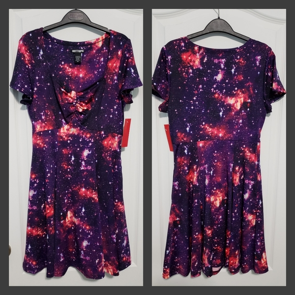 Hot Topic Dresses & Skirts - Galaxy Skater Dress Size Large